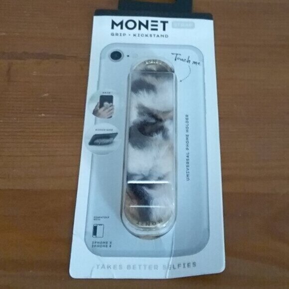 NEW Monet Plush Grip-Kickstand Strap LIGHTER Animal Print - Picture 5 of 5